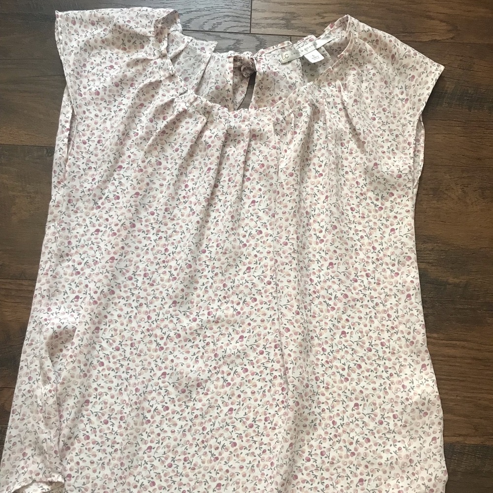 *SALE* Lauren Conrad Floral Blouse